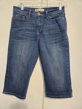Levi's Women's 8P Denim Capri Jeans Blue Stretch Mid Rise Cropped Pants